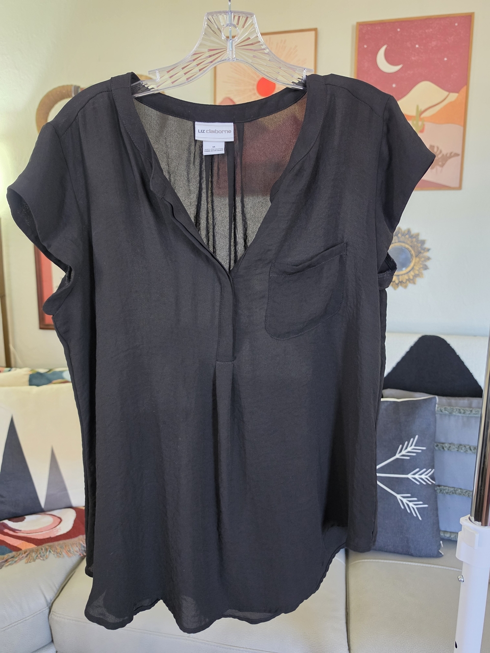 Liz Claiborne Black Short Sleeve V-Neck Tunic Blouse